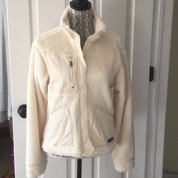 Patagonia Tops - Patagonia reversible jacket